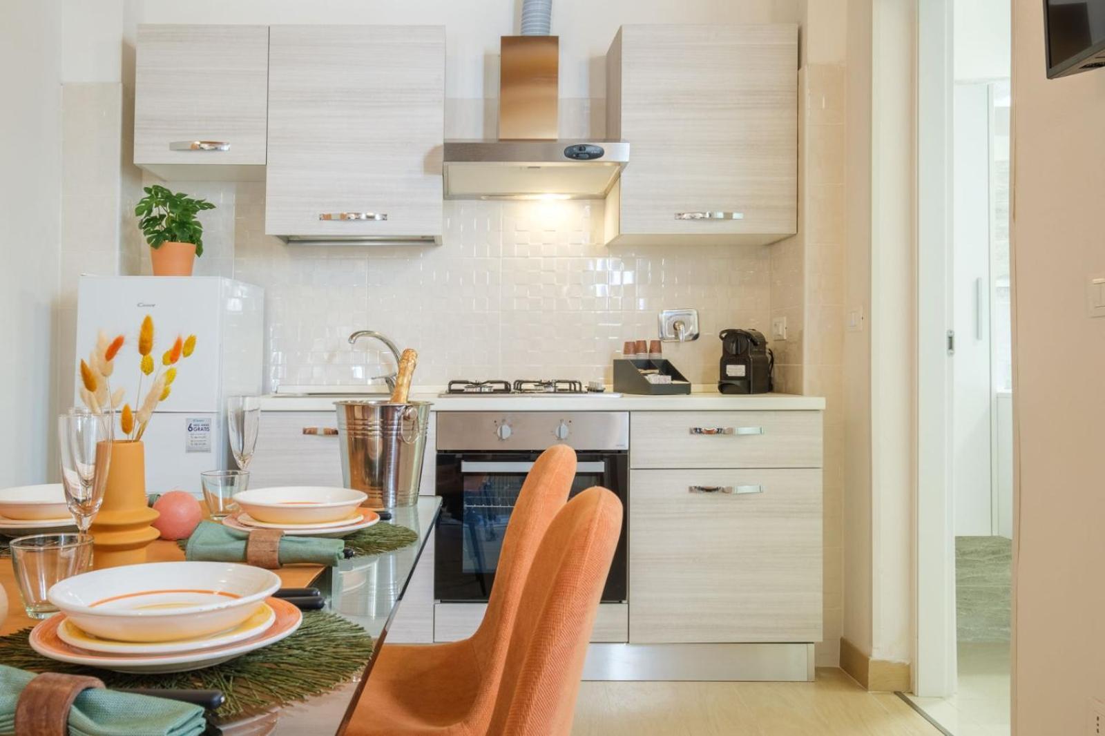 Piazza Maggiore - Il Sentiero Apartment With Private Garden Μπολόνια Εξωτερικό φωτογραφία