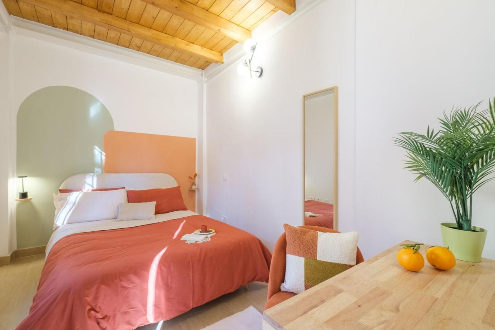 Piazza Maggiore - Il Sentiero Apartment With Private Garden Μπολόνια Εξωτερικό φωτογραφία